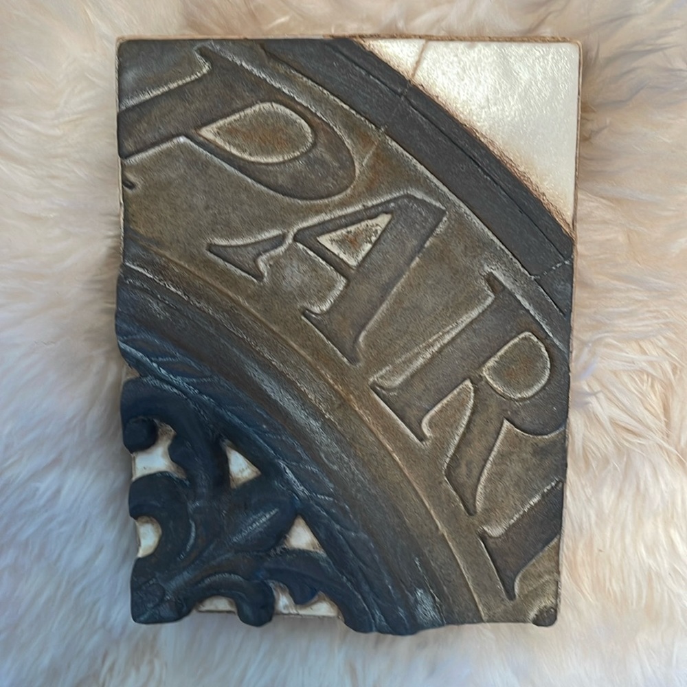Sid Dickens tile T–41  PARIS
